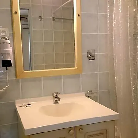 A Barcella מלון